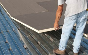 benefits of insulating Llanhilleth flat roofing